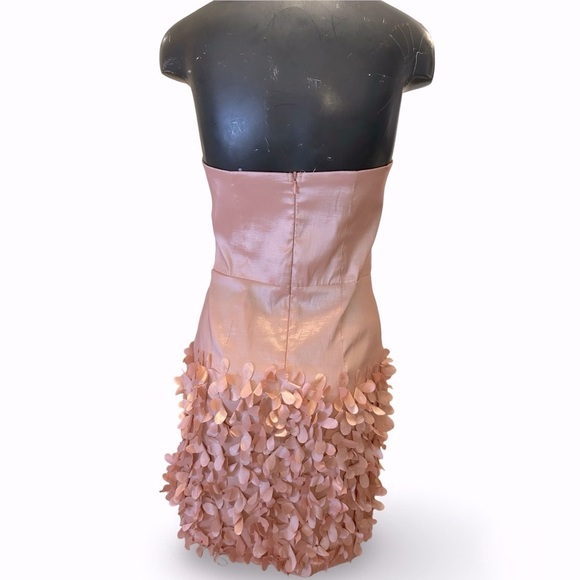 Forever 21 Cocktail Dress Women's Strapless Pink Size Medium with 3D Floral Hem - Picture 2 of 5